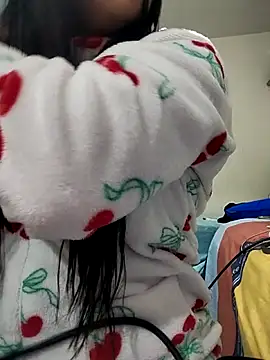 lolo890 online show from March 3, 10:16 pm