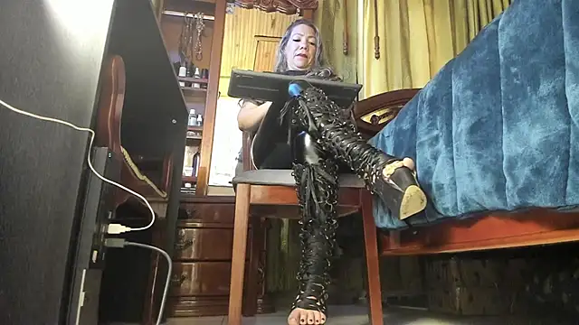  BrendaMichel  online show from February 16, 12:05 pm