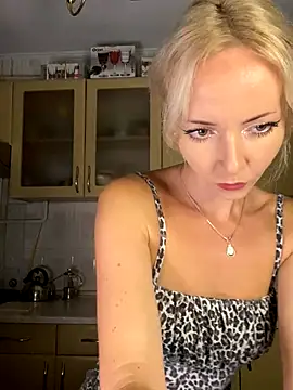Snapshot of Kristina03 chatting on September 12, 8:16 pm Kristina03 online show from September 12, 8:16 pm