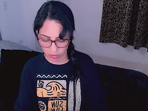 Snapshot of diana__34 chatting on September 26, 12:41 am diana 34 online show from September 26, 12:41 am