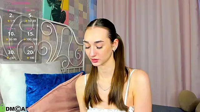 Kelly Powell online show from October 19, 10:17 am