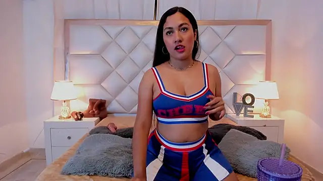 brittany069 online show from November 12, 4:10 am