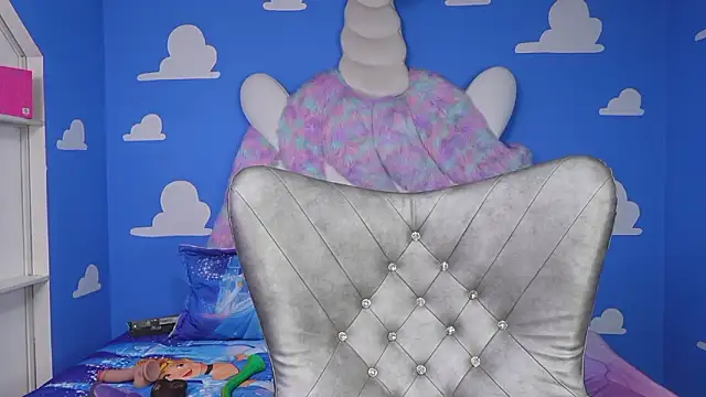 miss  wanda online show from March 10, 6:45 pm