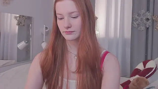 FiaMoor online show from December 19, 9:51 pm