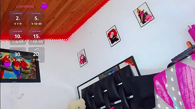 reigns addison kendall online show from February 2, 9:19 am