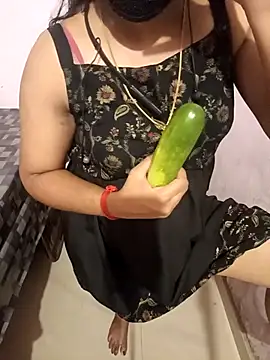 Mallu-Gayathri Arun online show from February 7, 11:47 am