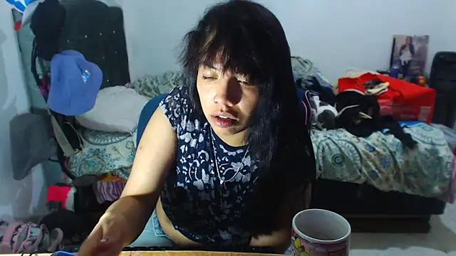 AmaraRoberts420 online show from September 26, 3:26 am