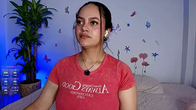 VICTORIABLACK xh online show from February 24, 7:45 pm