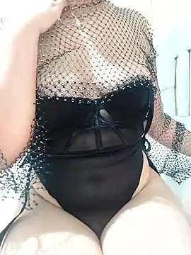 Yassmina11 online show from November 24, 8:33 pm