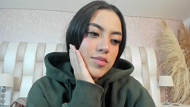 Rebeca jones online show from April 17, 12:07 pm