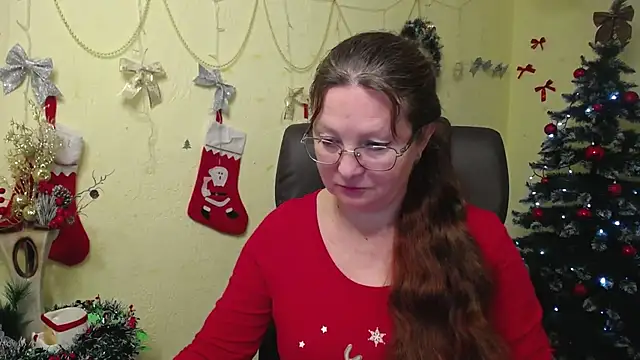 VanessaHotts online show from January 8, 6:28 am