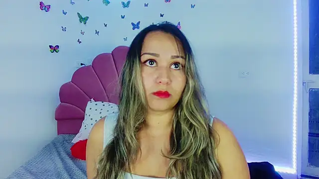 Snapshot of paula_brausin chatting on September 20, 2:21 am paula brausin online show from September 20, 2:21 am