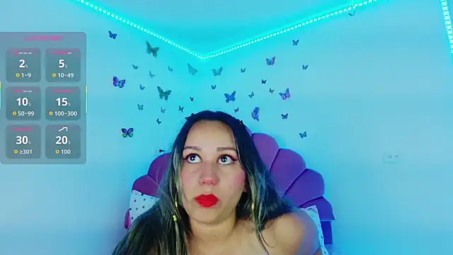 Snapshot of paula_brausin chatting on October 10, 12:37 am paula brausin online show from October 10, 12:37 am