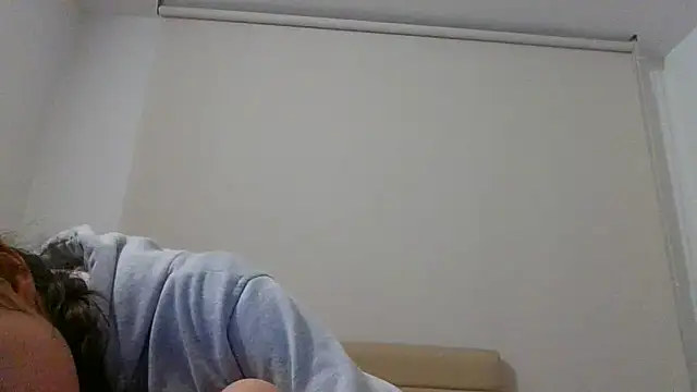  andygirl online show from April 14, 2:44 am