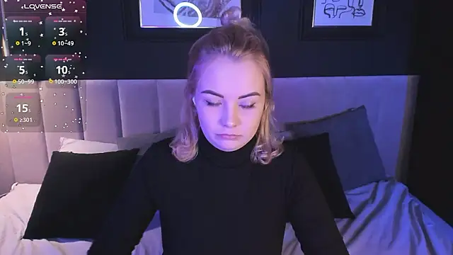 StephanieSweety online show from January 16, 6:59 pm