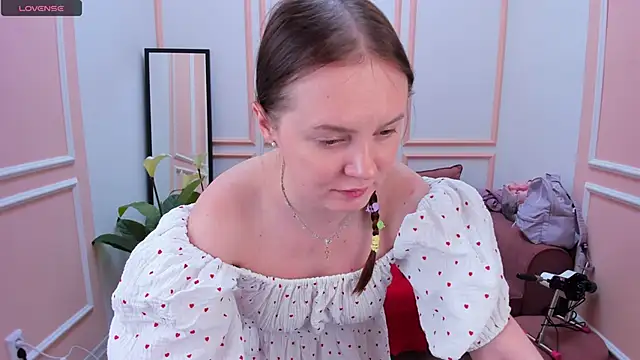 JannaVerdi  online show from February 9, 6:48 am