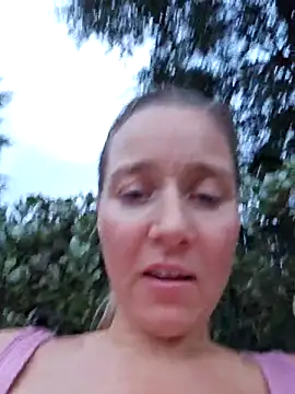 SkyelarSommer online show from October 19, 10:45 pm