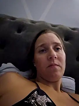 SkyelarSommer online show from October 4, 12:49 am