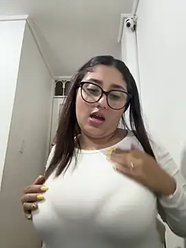 croftsmila online show from October 29, 12:26 am