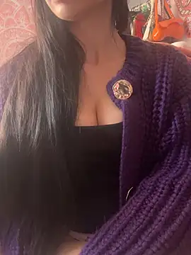 LaPetitechienne1 online show from April 1, 1:41 pm