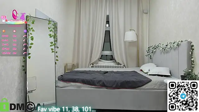 Milf Tea online show from December 20, 1:31 am