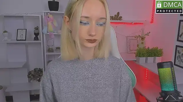 Katia Kim online show from October 11, 5:45 am