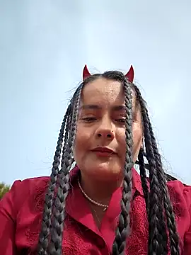 bellapaty online show from April 11, 8:40 am