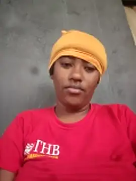 prettyQ  online show from May 4, 5:55 am