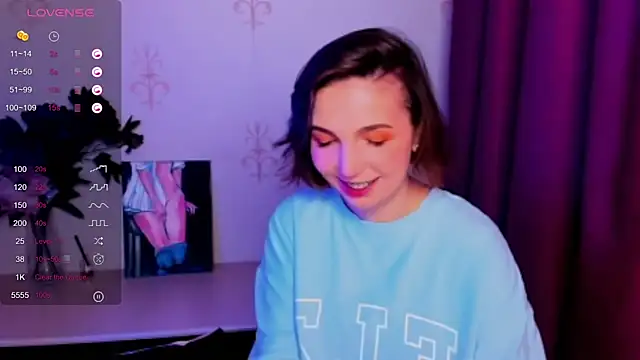 KindHazelHere  online show from October 23, 12:22 pm