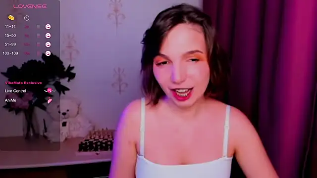 KindHazelHere  online show from November 27, 12:35 am