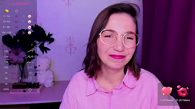 KindHazelHere  online show from February 28, 8:58 am