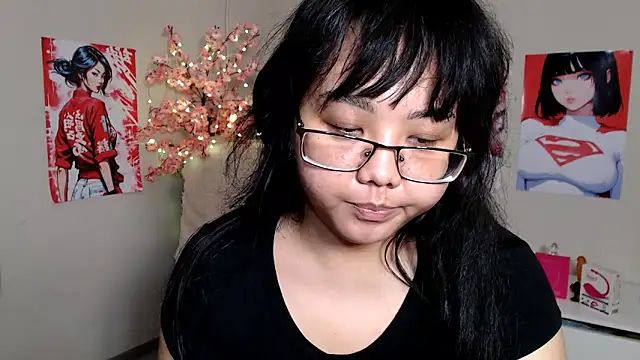 Snapshot of Moertomlly chatting on September 9, 1:33 pm Moertomlly online show from September 9, 1:33 pm
