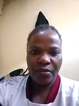 pretty-donna online show from May 22, 7:50 am
