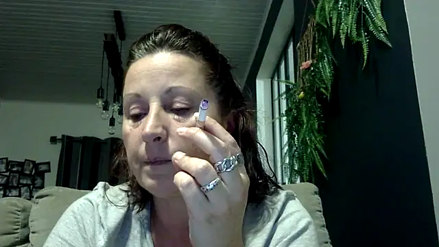 feline27 online show from November 16, 8:09 pm