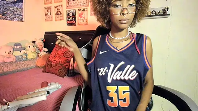 Cristal Jonasxh online show from October 5, 5:01 am