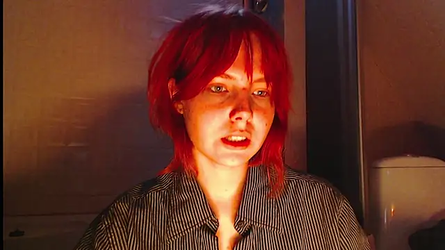 RubyLynxx online show from November 15, 8:37 am