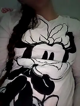 Snapshot of bruna_safadinhaa chatting on September 27, 4:47 pm bruna safadinhaa online show from September 27, 4:47 pm