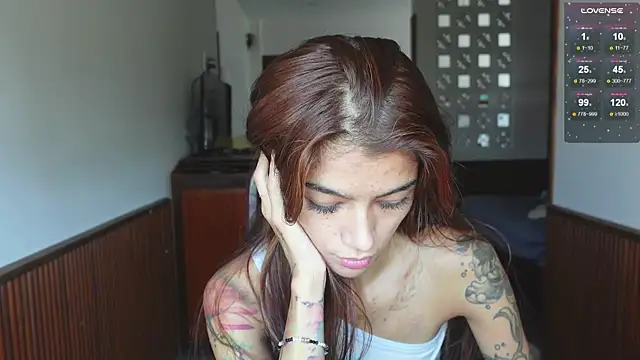 vinkitinkii online show from March 28, 7:41 am