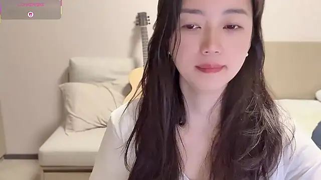 Snapshot of A-xena chatting on September 18, 2:21 am A-xena online show from September 18, 2:21 am