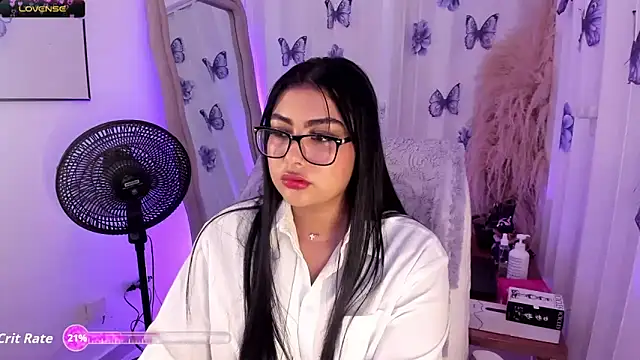 NatashaBrown12 online show from March 17, 9:30 pm