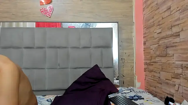 chicasirbo online show from November 10, 12:39 am