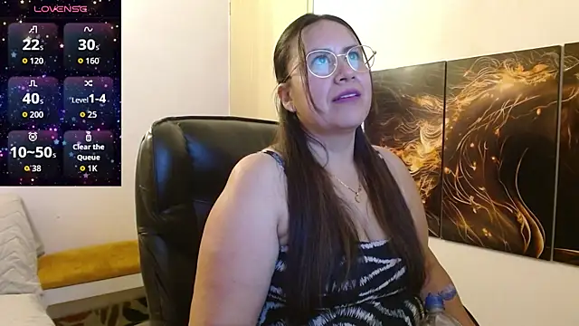 amalia brunette online show from January 14, 11:10 pm