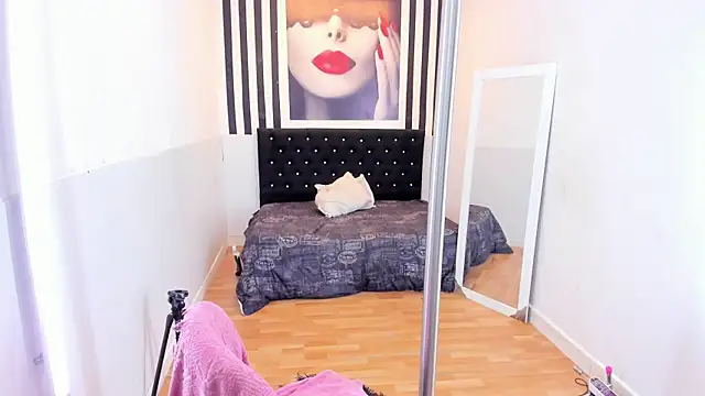 Shanelle   online show from September 22, 1:53 pm