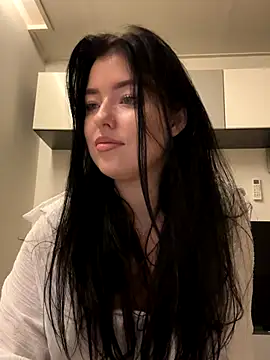 Angela Fosterr online show from November 7, 6:02 pm