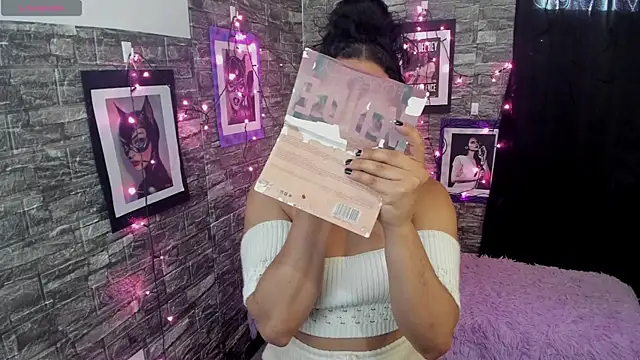 Andrys  online show from November 26, 8:32 pm