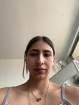 Ameellie online show from March 14, 4:52 pm