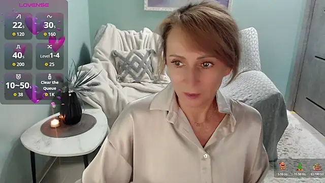 HornyMilf 777 online show from September 19, 5:39 am