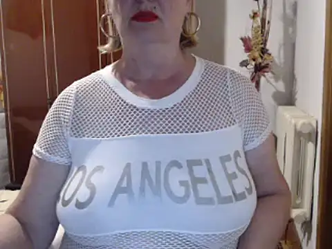 Secretfox online show from September 20, 4:49 pm