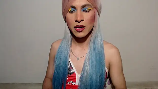 HugeDanex online show from December 5, 7:08 am