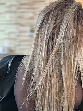  Abril-Office1 online show from March 11, 3:36 pm